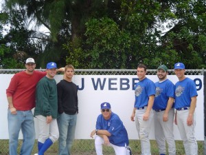 543106_302948136485602_1075043671_n